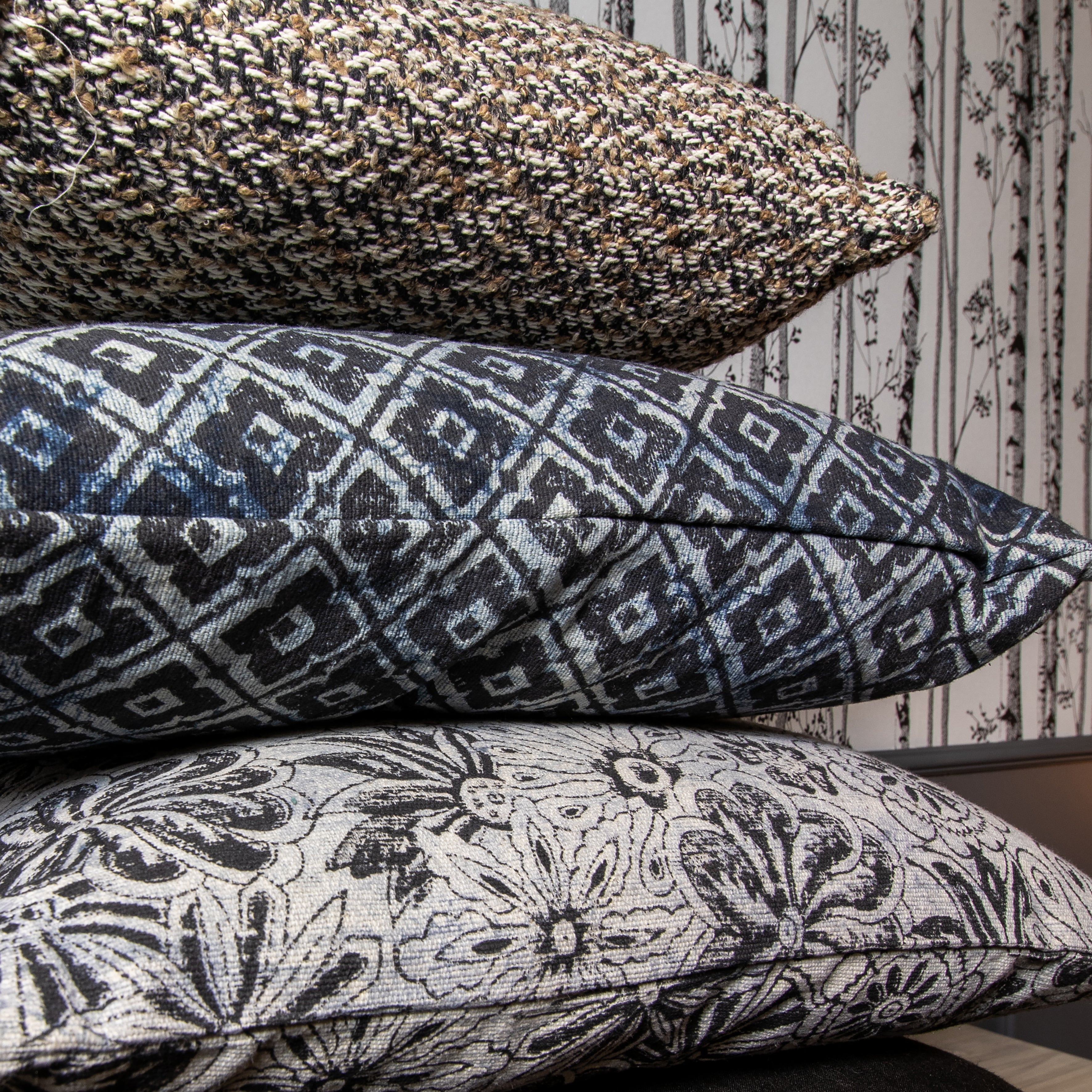 Melting Cushion In Printed Cotton - Blue And Black With Pompoms