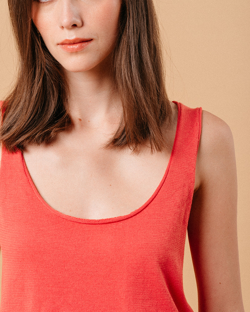 CORAL HANDKERCHIEF TOP CORAL