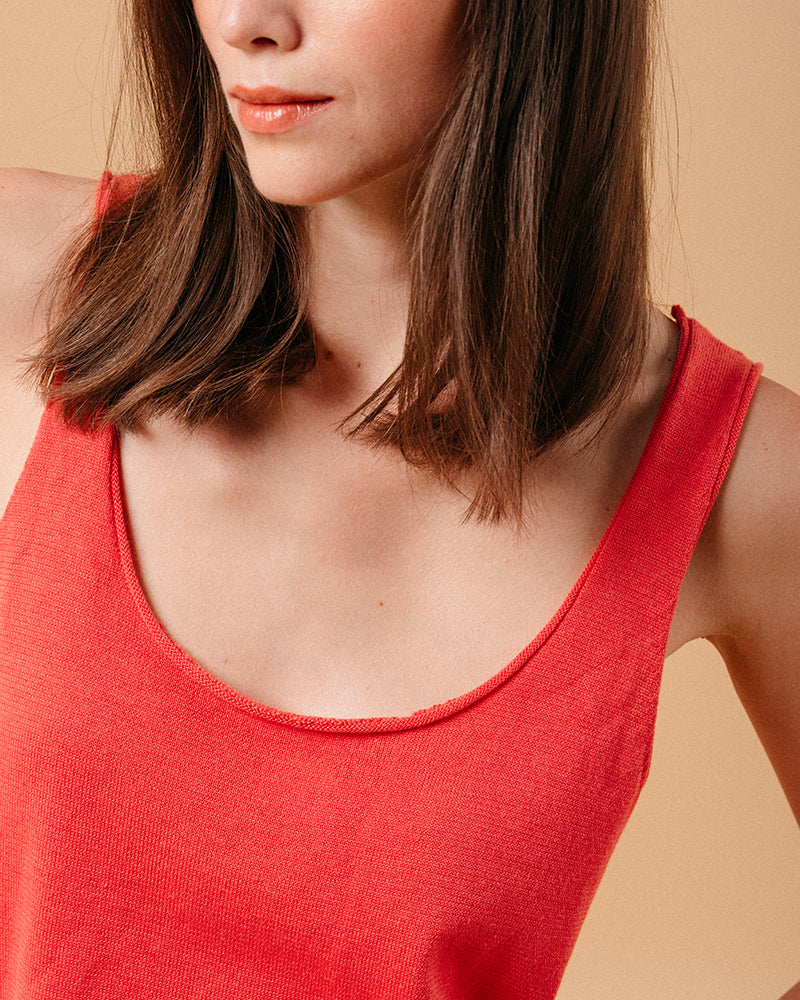 CORAL HANDKERCHIEF TOP CORAL
