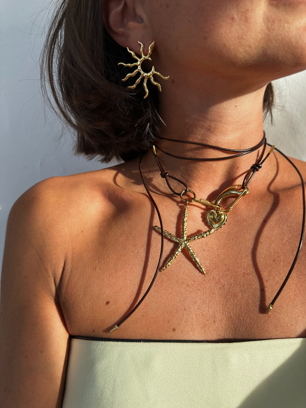 Collier Izan