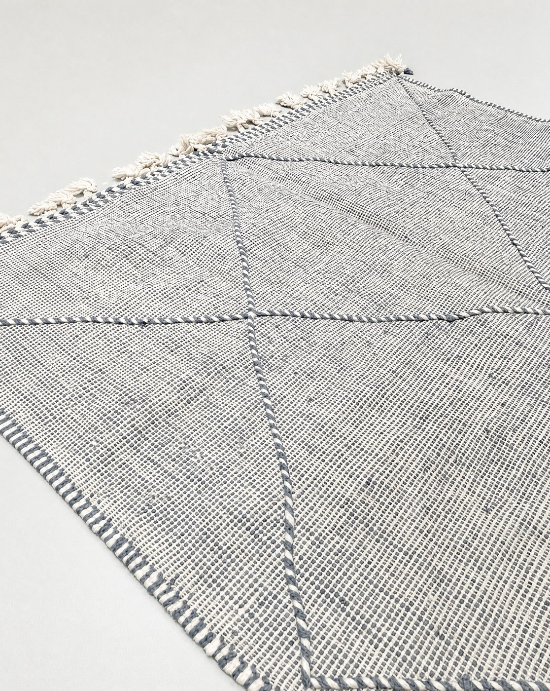 Marockansk berberkilim 2,06 x 1,59 m