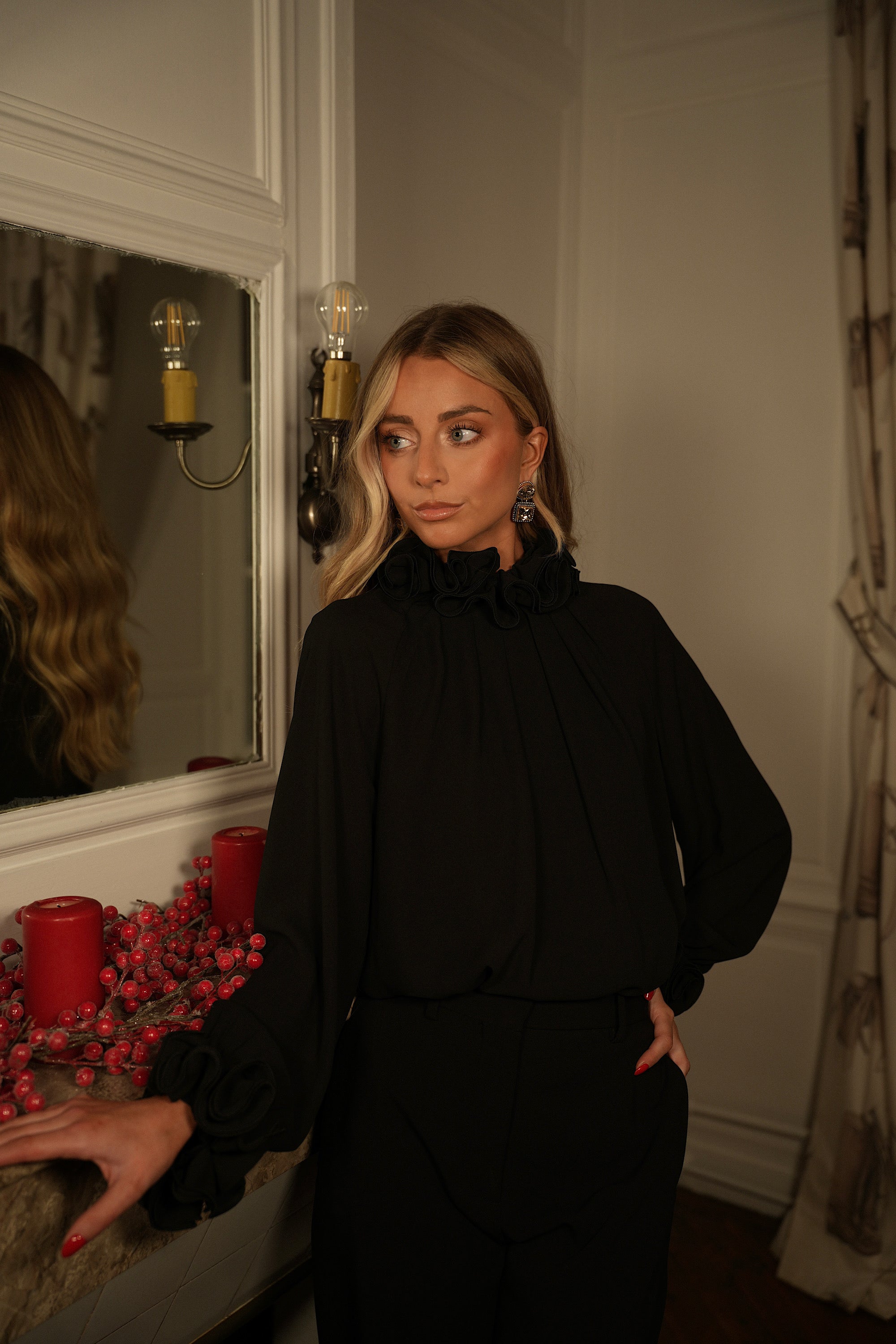 Blouse À Volants Cindy - Noire