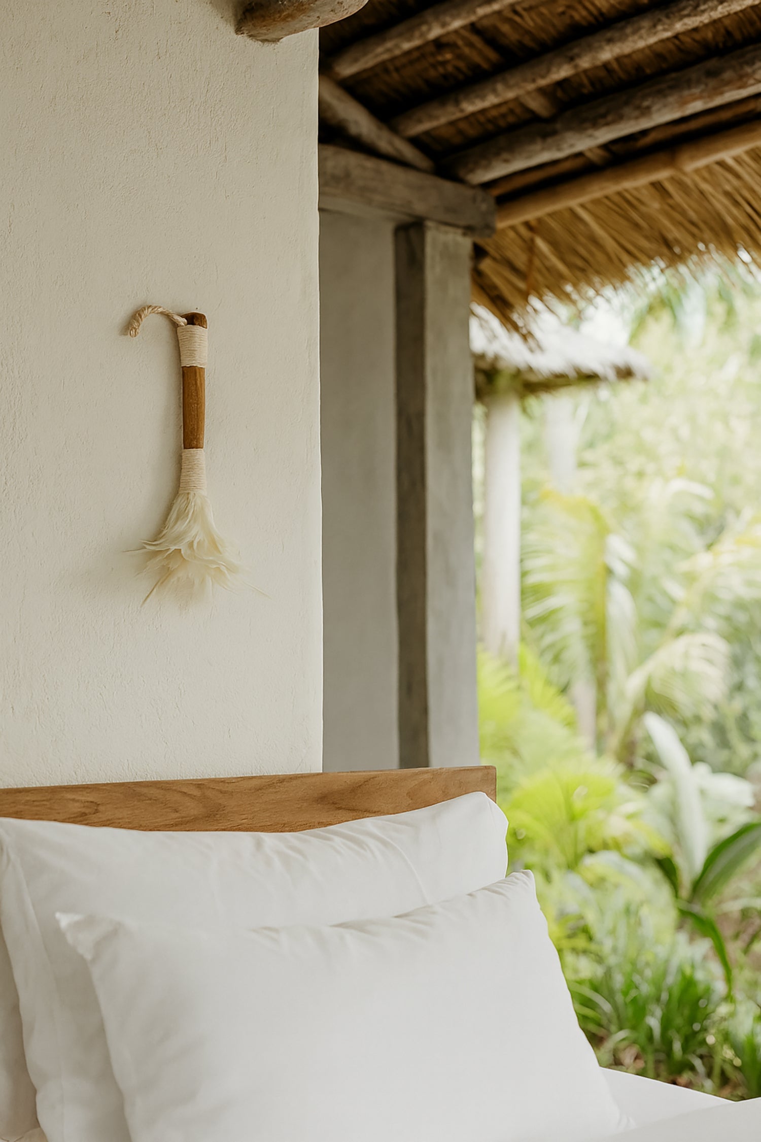 Plumero Decorativo Kemoa - Bambú Y Plumas Blancas