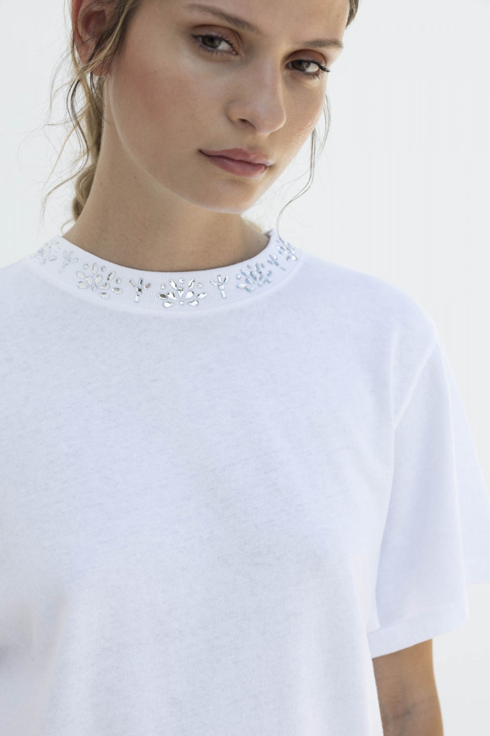 The Livia Bijoux White T-Shirt