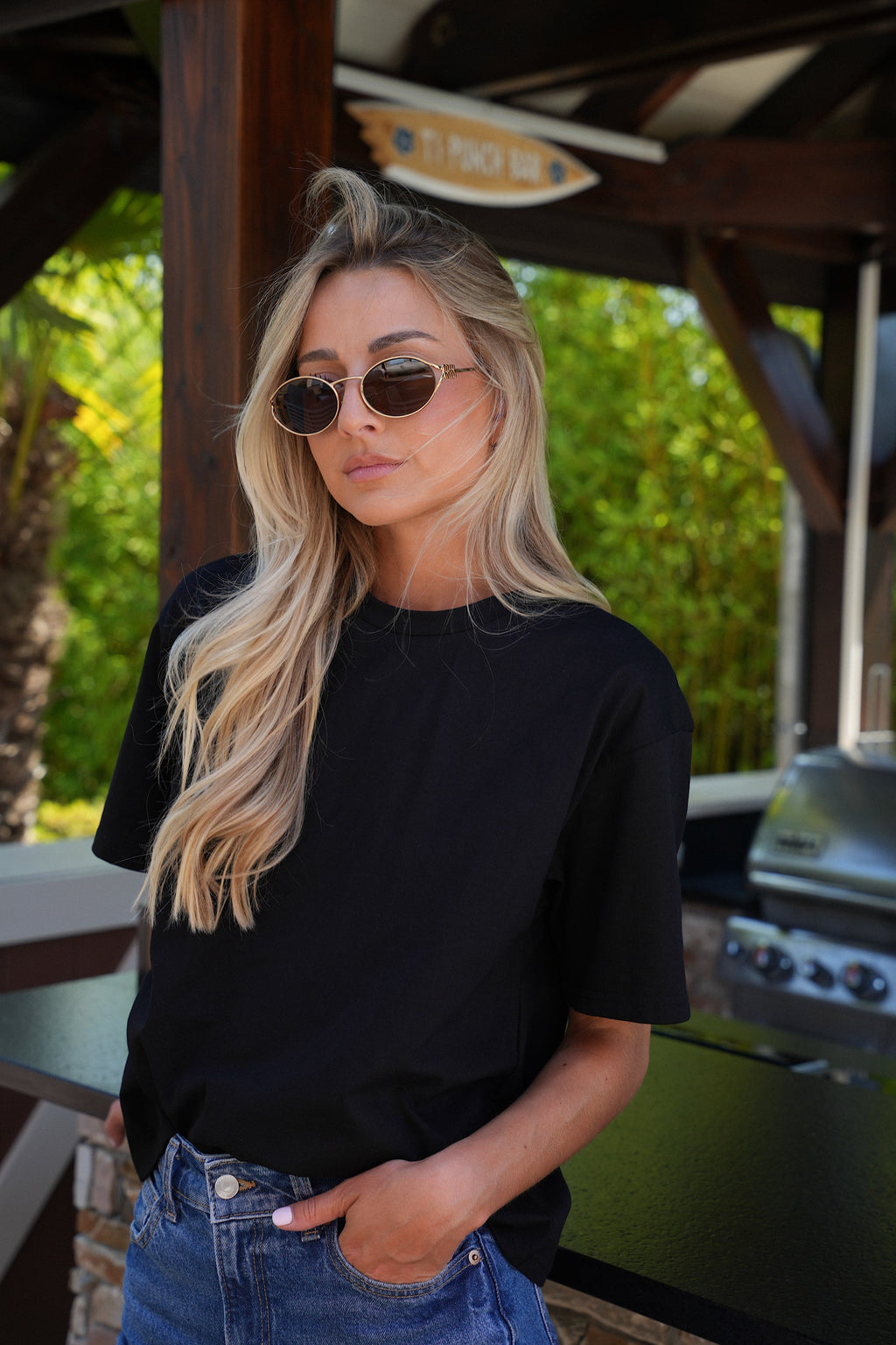 Lika Embroidered T-Shirt - Black