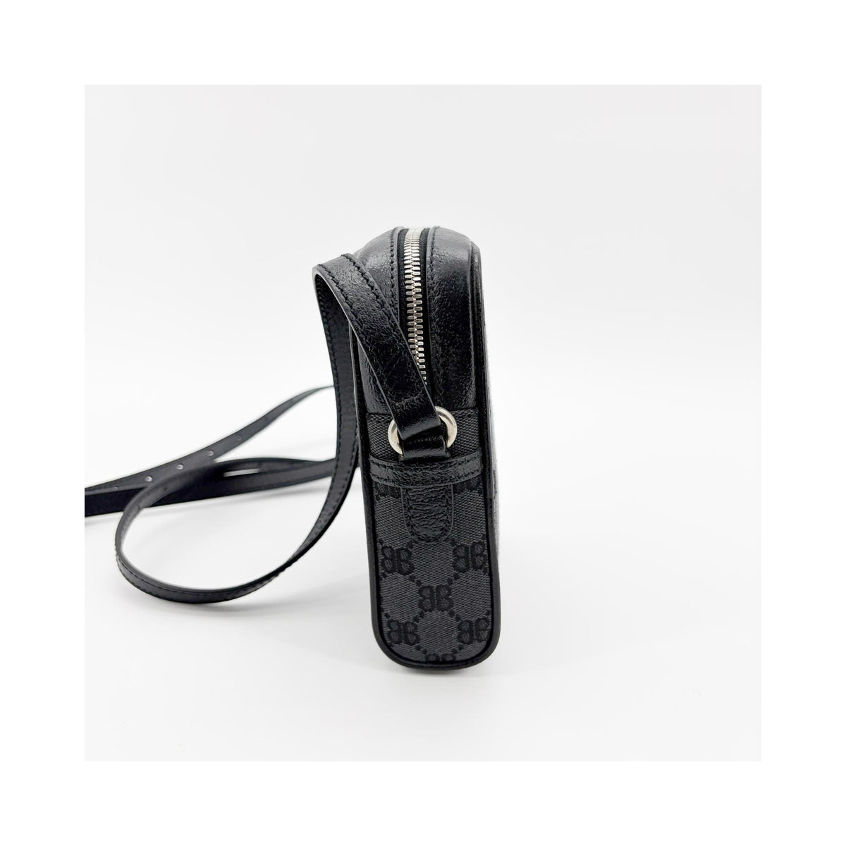 Gucci - Axelremsväska Balenciaga X The Hacker Project Zip Messenger Mini Canvas - Svart