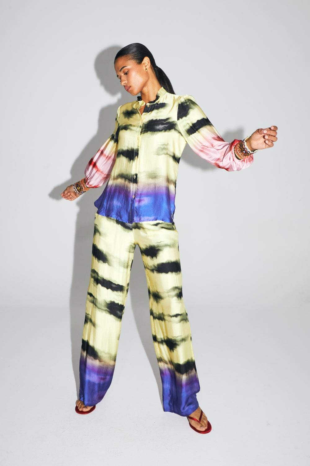 Los pantalones Aurora estampados Funky Tie And Dye fabricados en Italia