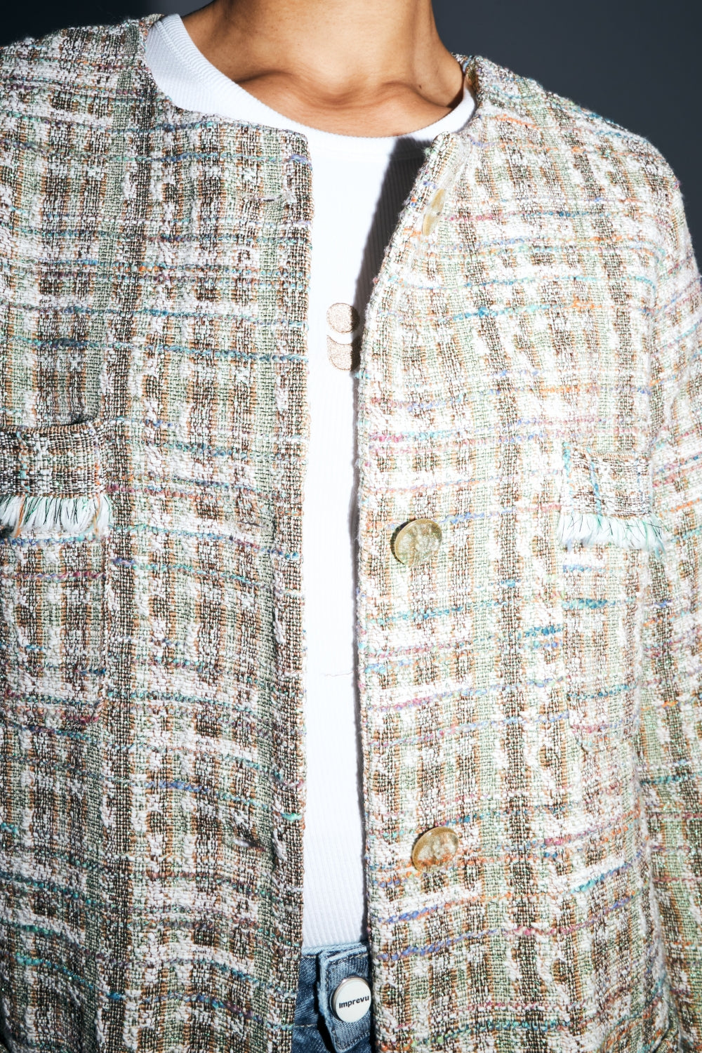 La chaqueta Toulouse de tweed reciclado arcoíris hecha en Italia
