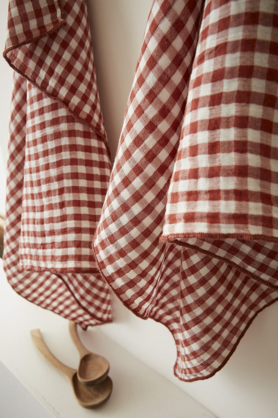 Vickie Shade - Set of Hand Towels - Woven Cotton Gauze - Terracotta