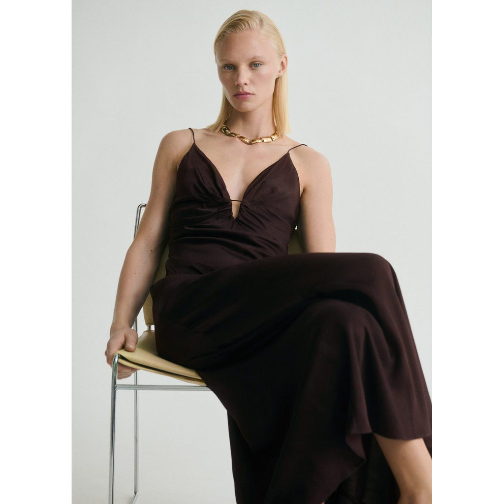 Robe Satinée Col V