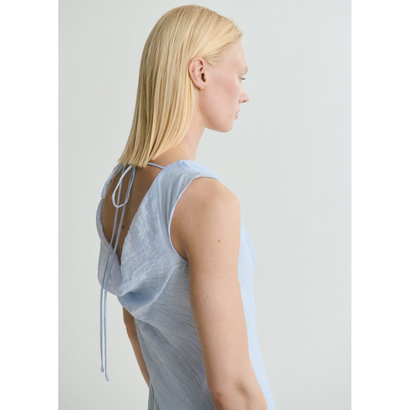 Robe Midi Encolure Drapée
