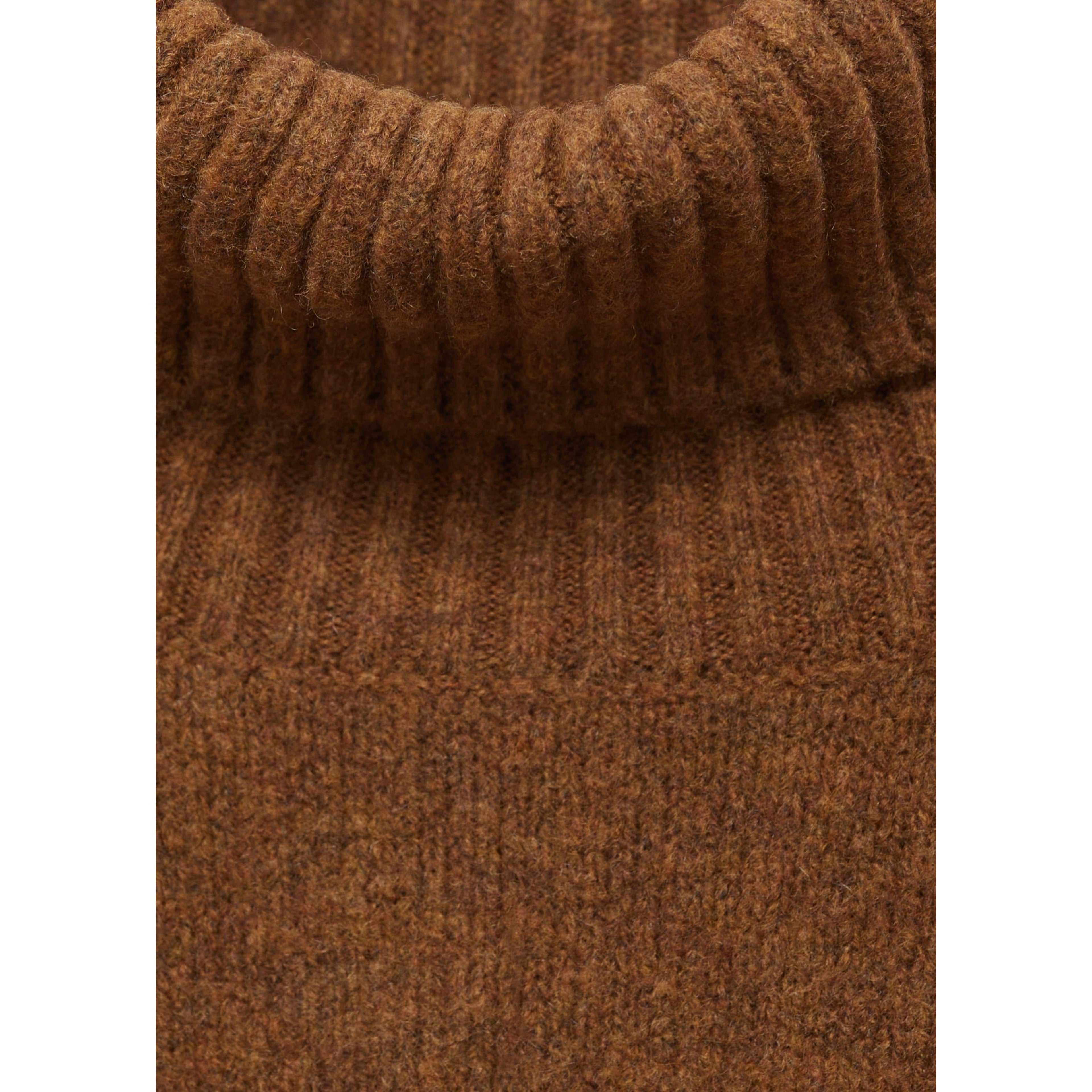 Turtleneck Sweater - Chocolate