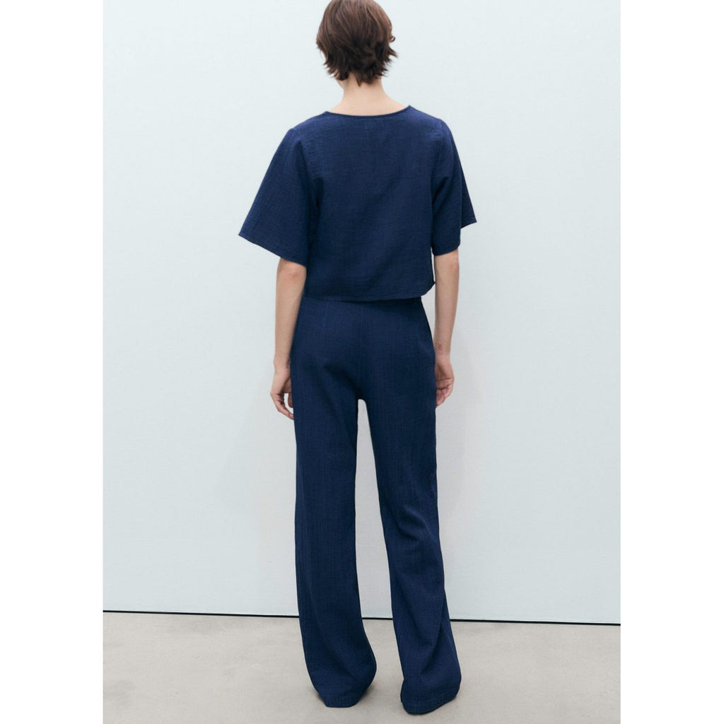 mango-woman-87028644-57