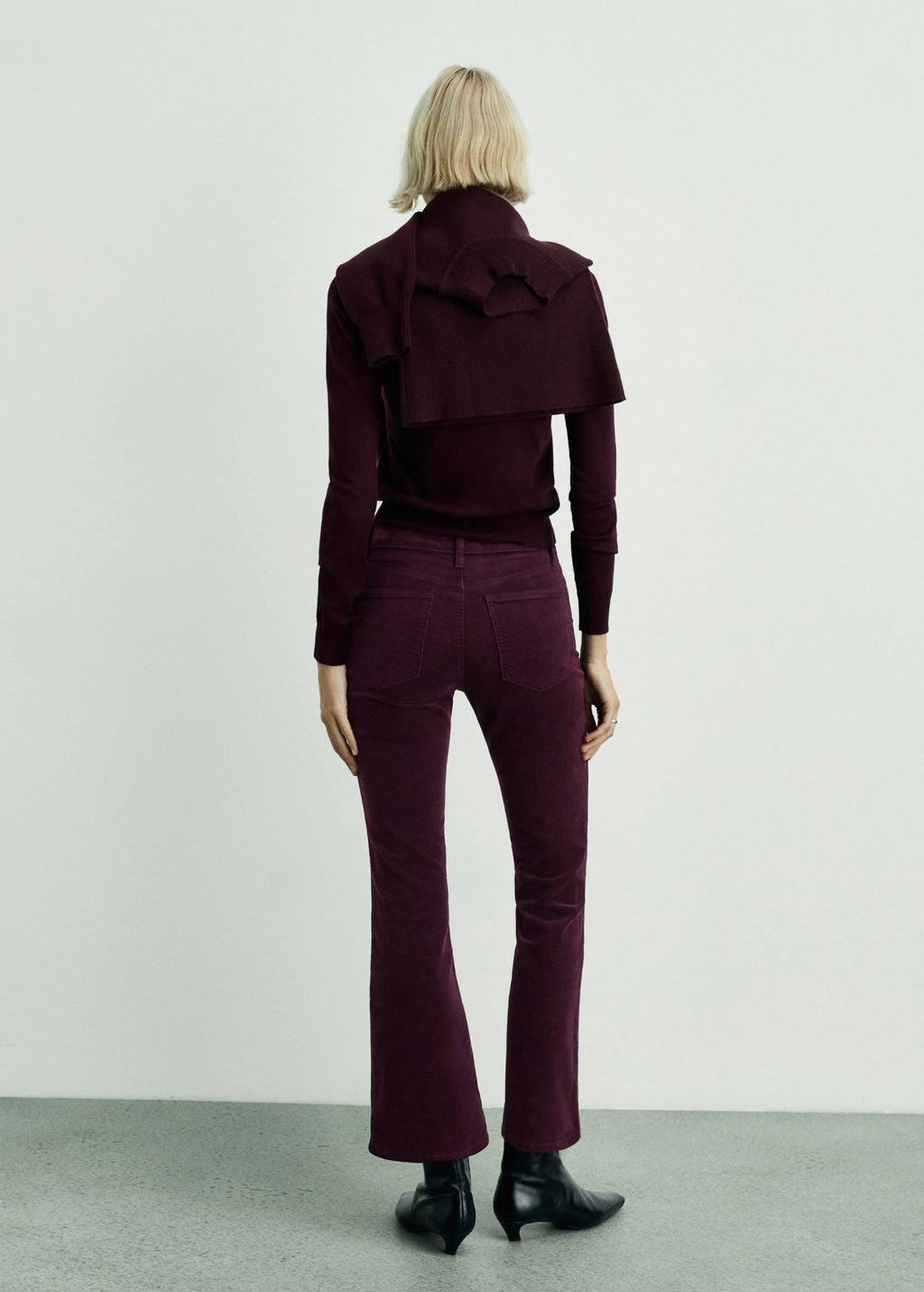 Sienna Cropped Flare Corduroy Jeans - Wine