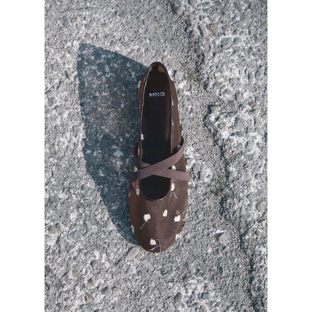 Embroidered Flower Cross-Strap Ballet Flats