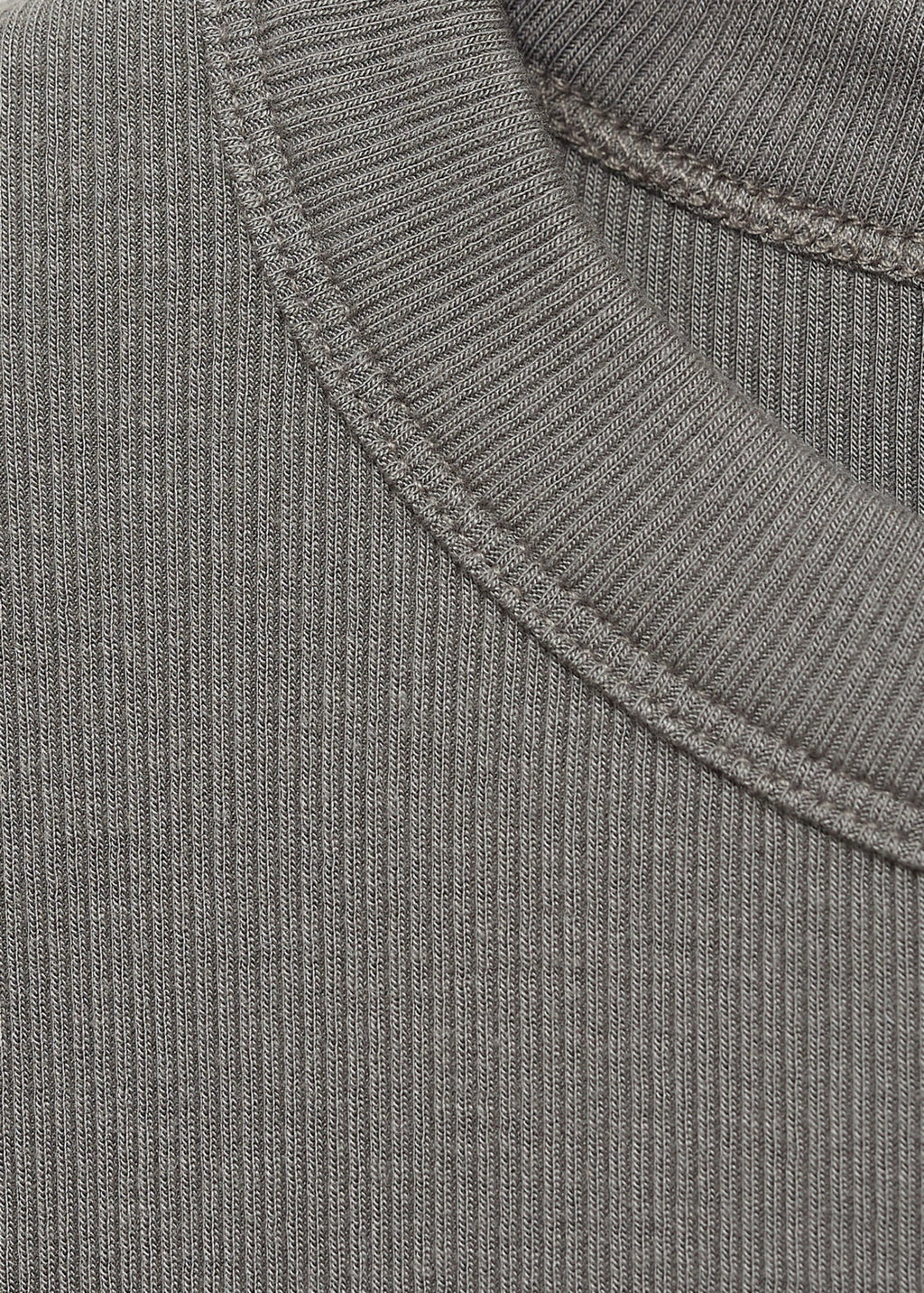 Short-Sleeve Fitted T-Shirt - Light/Pastel Brown