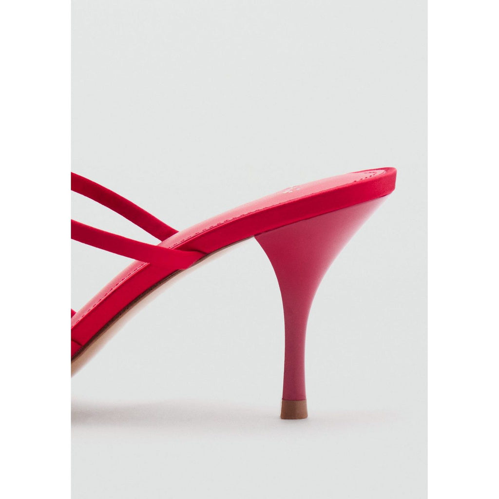 Sandales À Talon Avec Brides Et Détail Ns_x0001_Uds