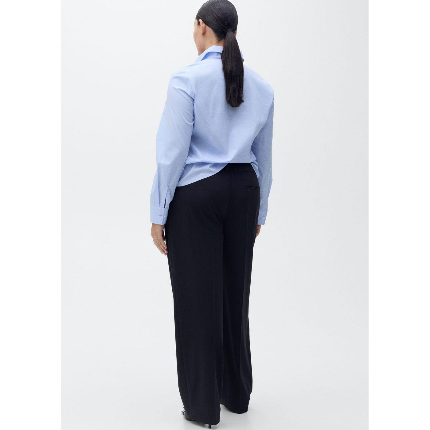 Pantalón Recto Con Pinzas