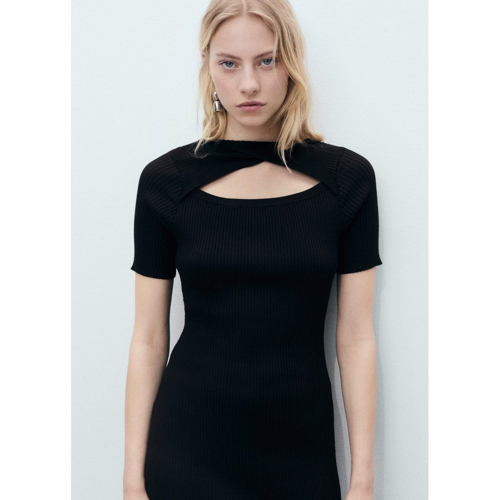 Robe Midi Côtelée Avec Ouverture Au Décolleté