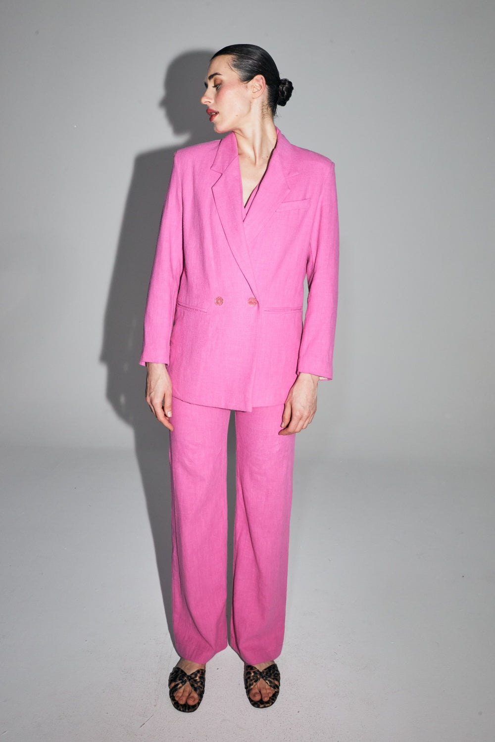 The Yves Trousers In Vibrant Pink Linen Made In Italy