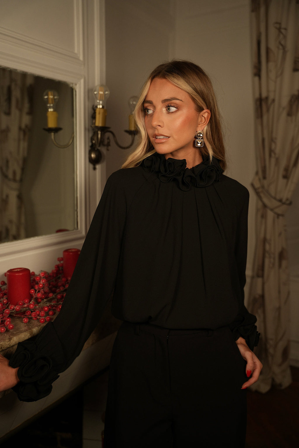 Blouse À Volants Cindy - Noire
