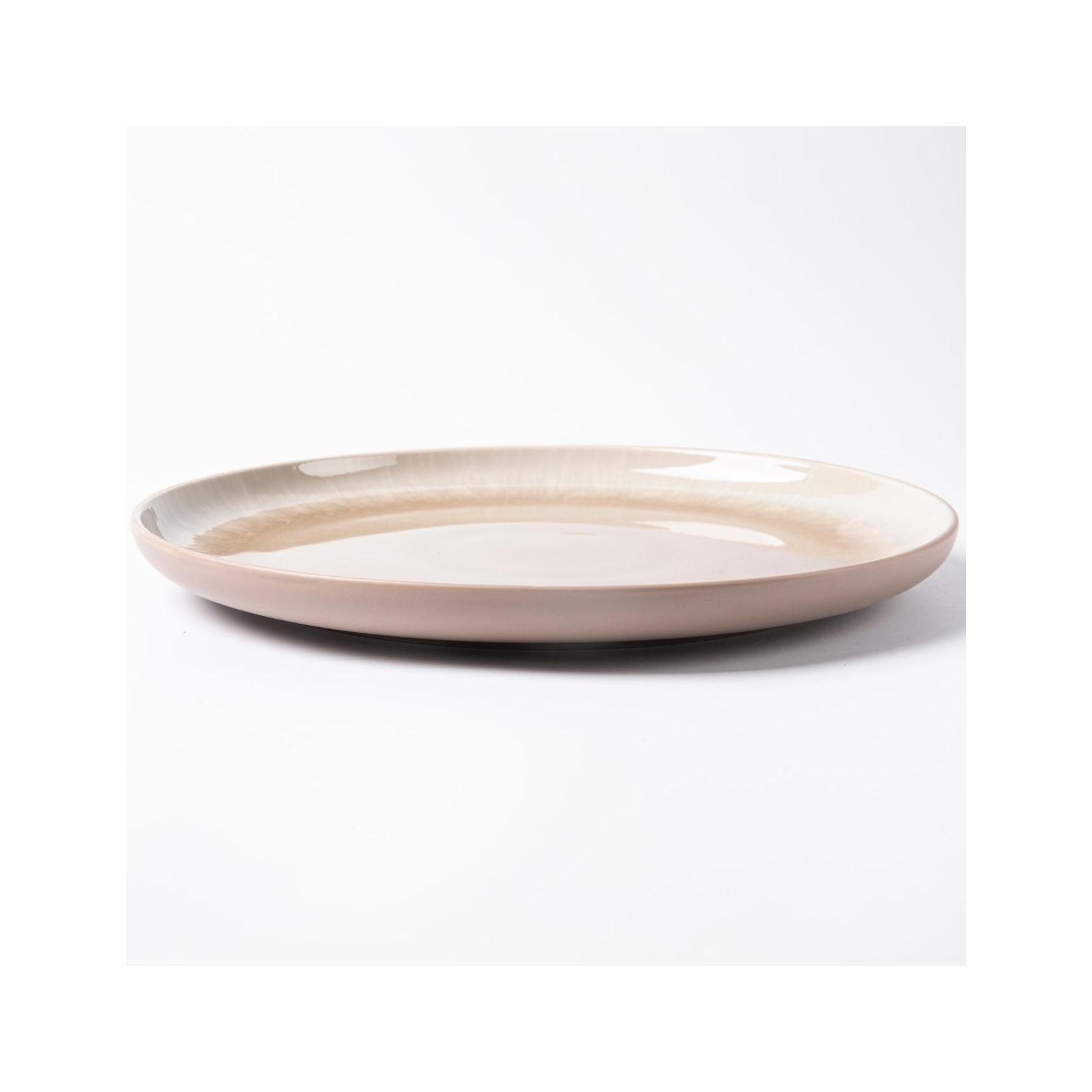 Iris Taupe - 18 Piece Dinner Service - Reactive Stoneware - Taupe