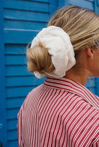 Maxi ruffle scrunchie écru