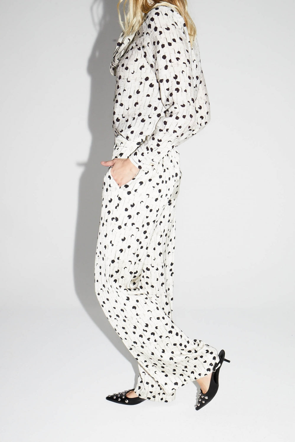Pantalón Charlie Estampado Lunares Gráficos Fabricado En Italia - Gris