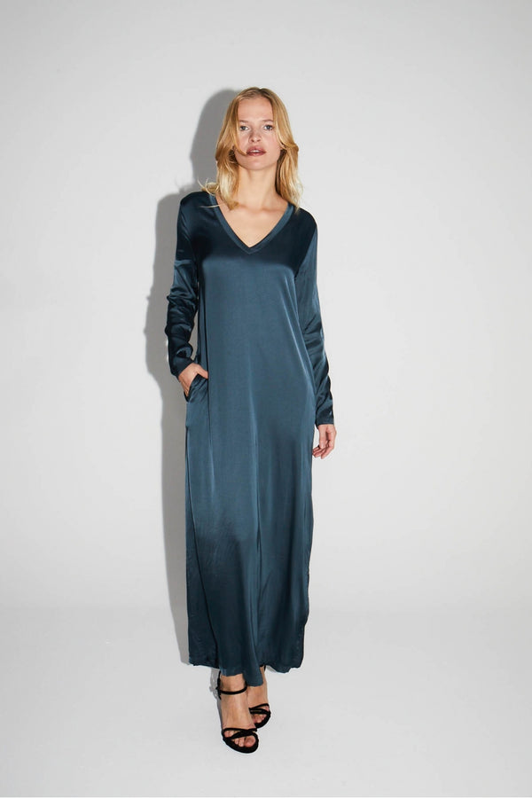Vestido largo de satén de viscosa elástica azul atlántico hecho en Italia