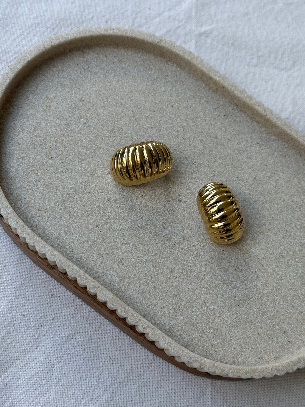 Vintage Earrings - Gold Ribbed Hoops