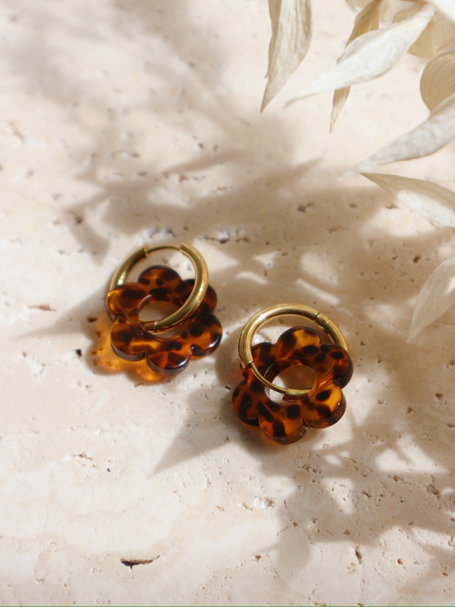 Tortoiseshell Flower Earrings