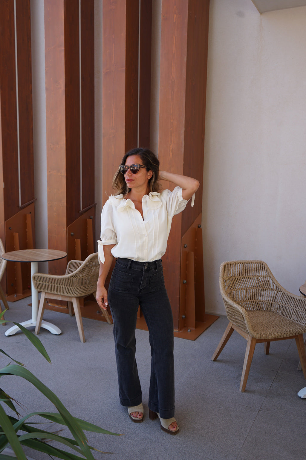 Brune beige mini blouse