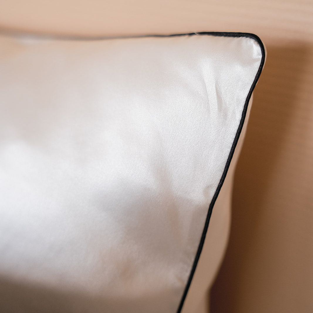 Taie D'Oreiller - 100% Pure Soie De Mûrier - Blanc Piping Noir