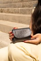 Bolso pequeño con solapa Friend - Plata