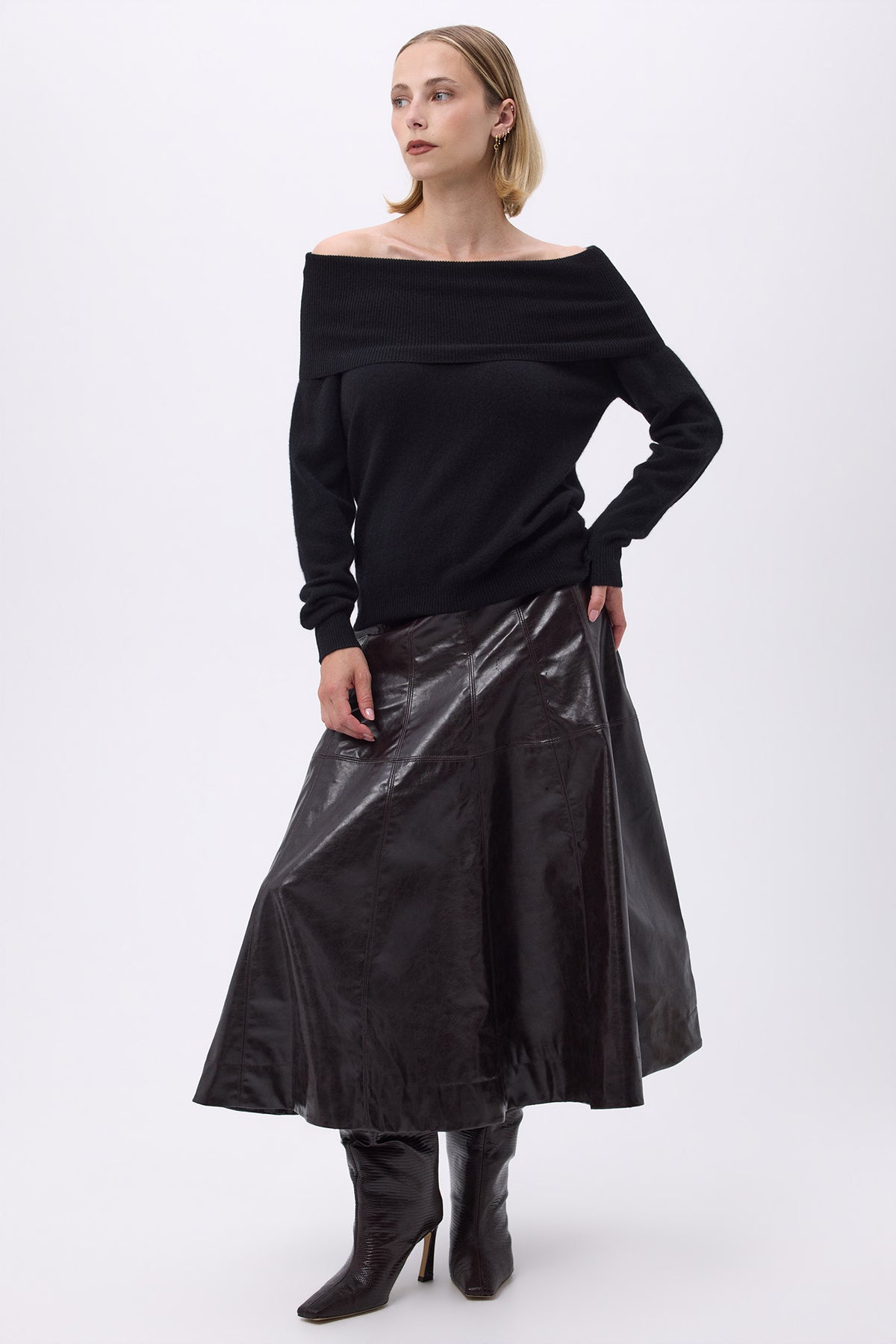 Pullover mit Bardot-Ausschnitt und freien Schultern F Abys – Schwarz – Damen