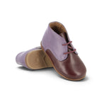 Pom d'Api – Clotaire - Agnan Enkellaarsje - Bordeaux/Paars, babyschoenen van tweekleurig paars en bruin leer, bordeauxrode veters