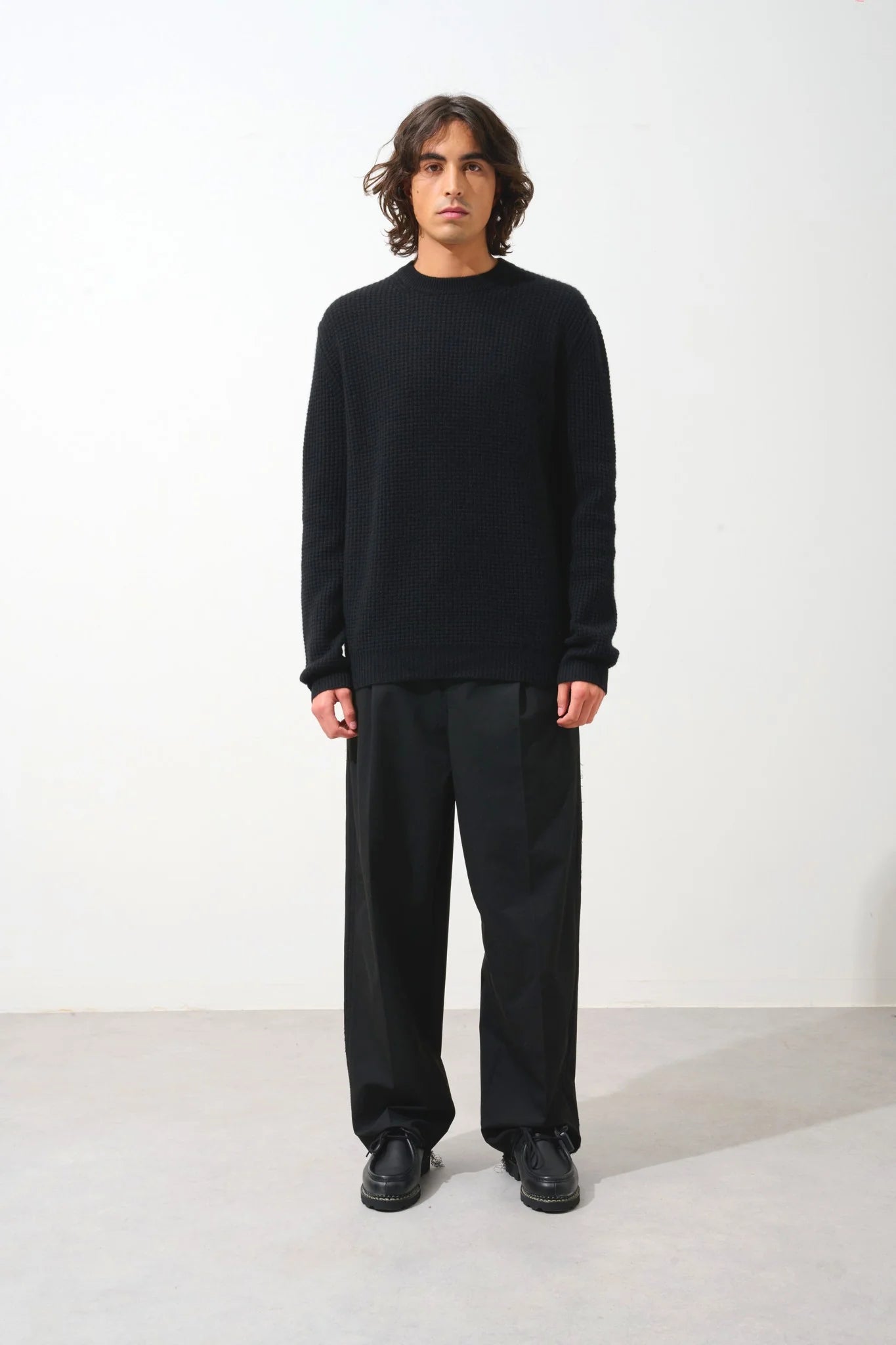 4-Ply Round Neck Jumper - Aksel - Black