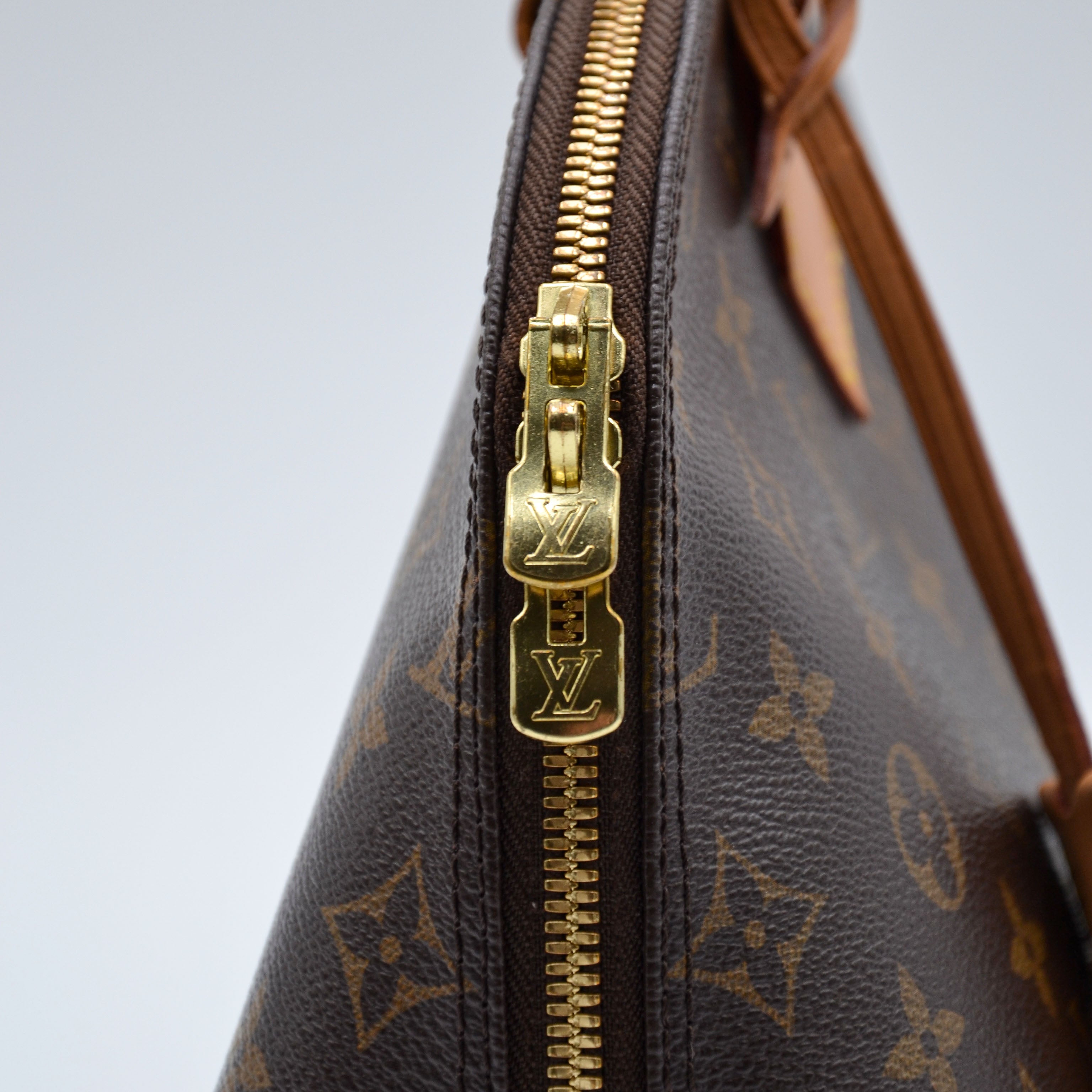 Louis Vuitton Alma PM Monogram Canvas