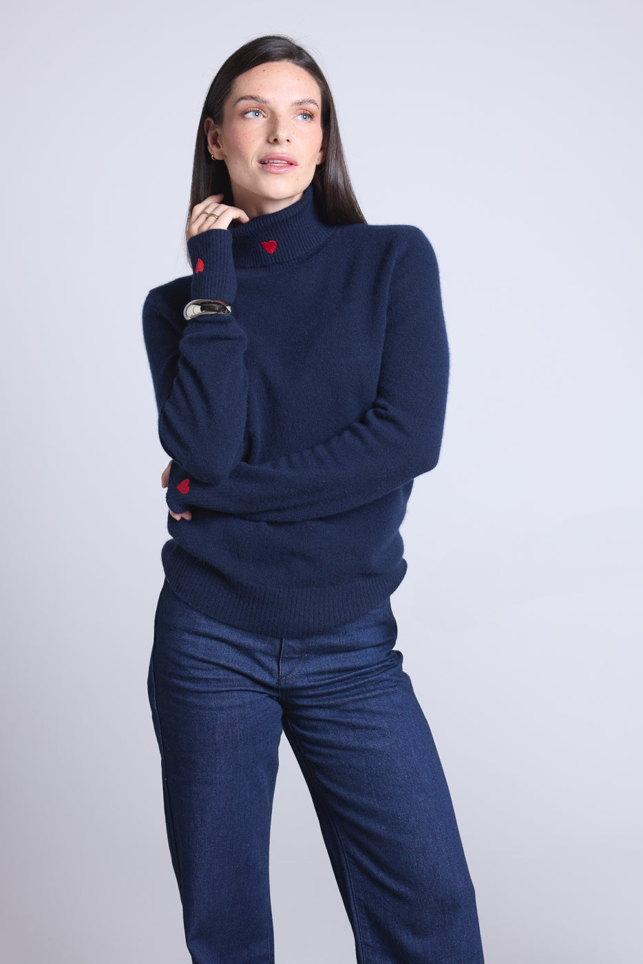 Jersey de cuello alto Anny con bordado de corazón - Azul marino rojo - Mujer