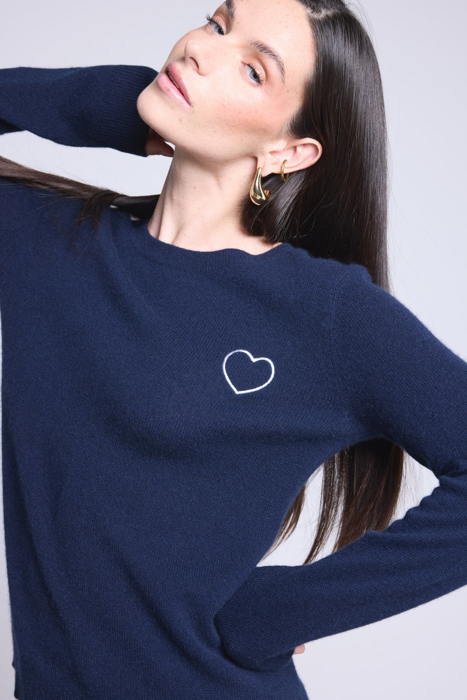 Jersey Cuello Redondo Corazón Bordado Anubis - Azul Marino Blanco - Mujer
