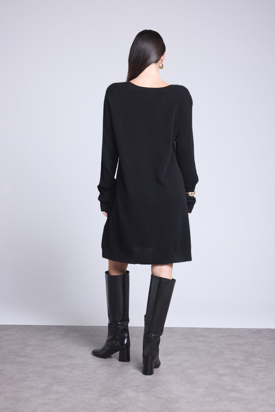 Vestido con cuello en V April - Negro - Mujer