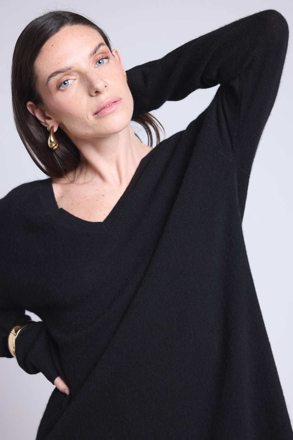 Vestido con cuello en V April - Negro - Mujer