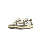 Autry Medalist Leather Low White Covert Green (W) - White