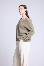 Jersey oversize de cuello en V con costuras Aura - Verde caqui - Mujer