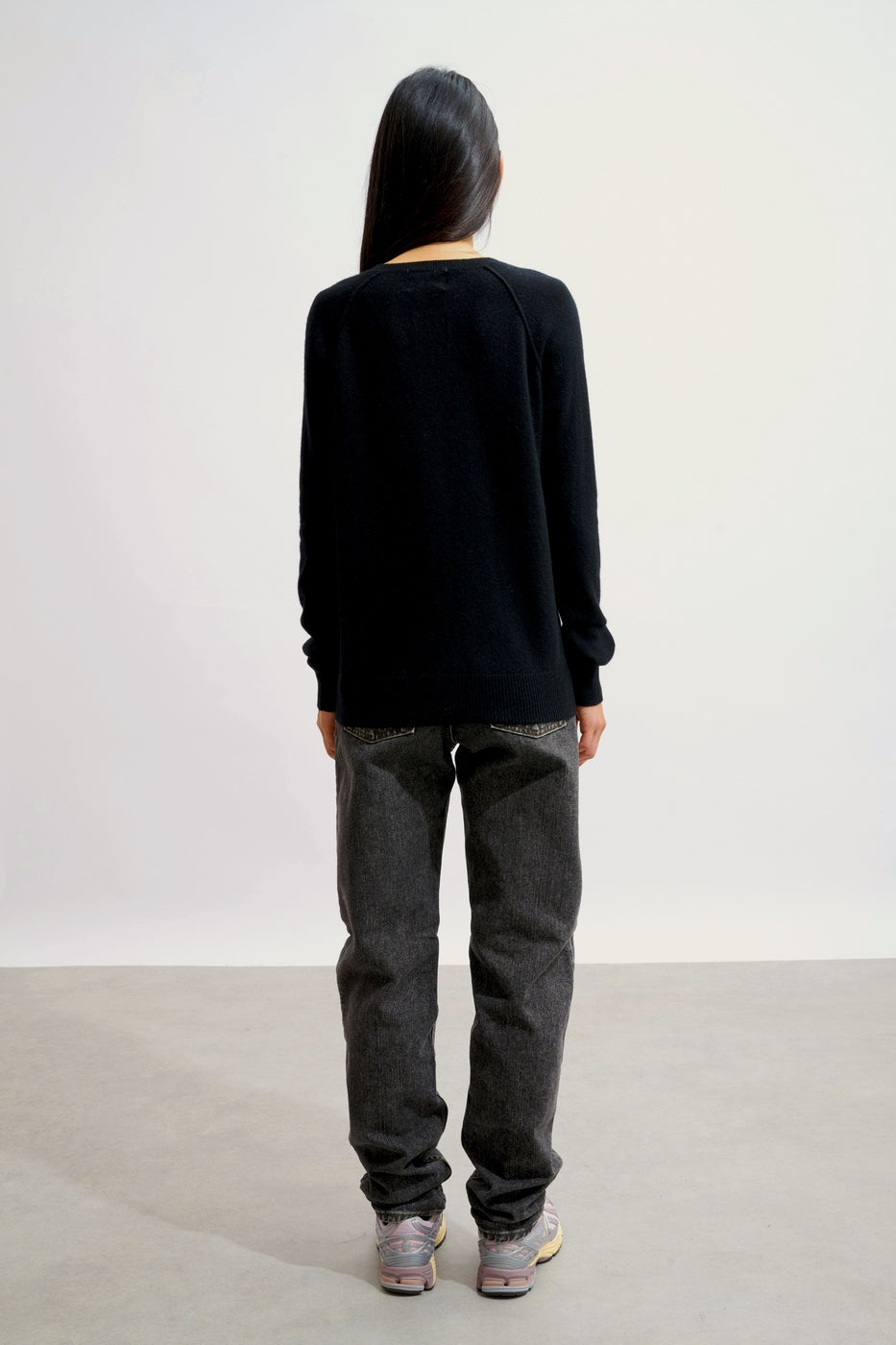 Round-Neck Jumper - Etret - Black