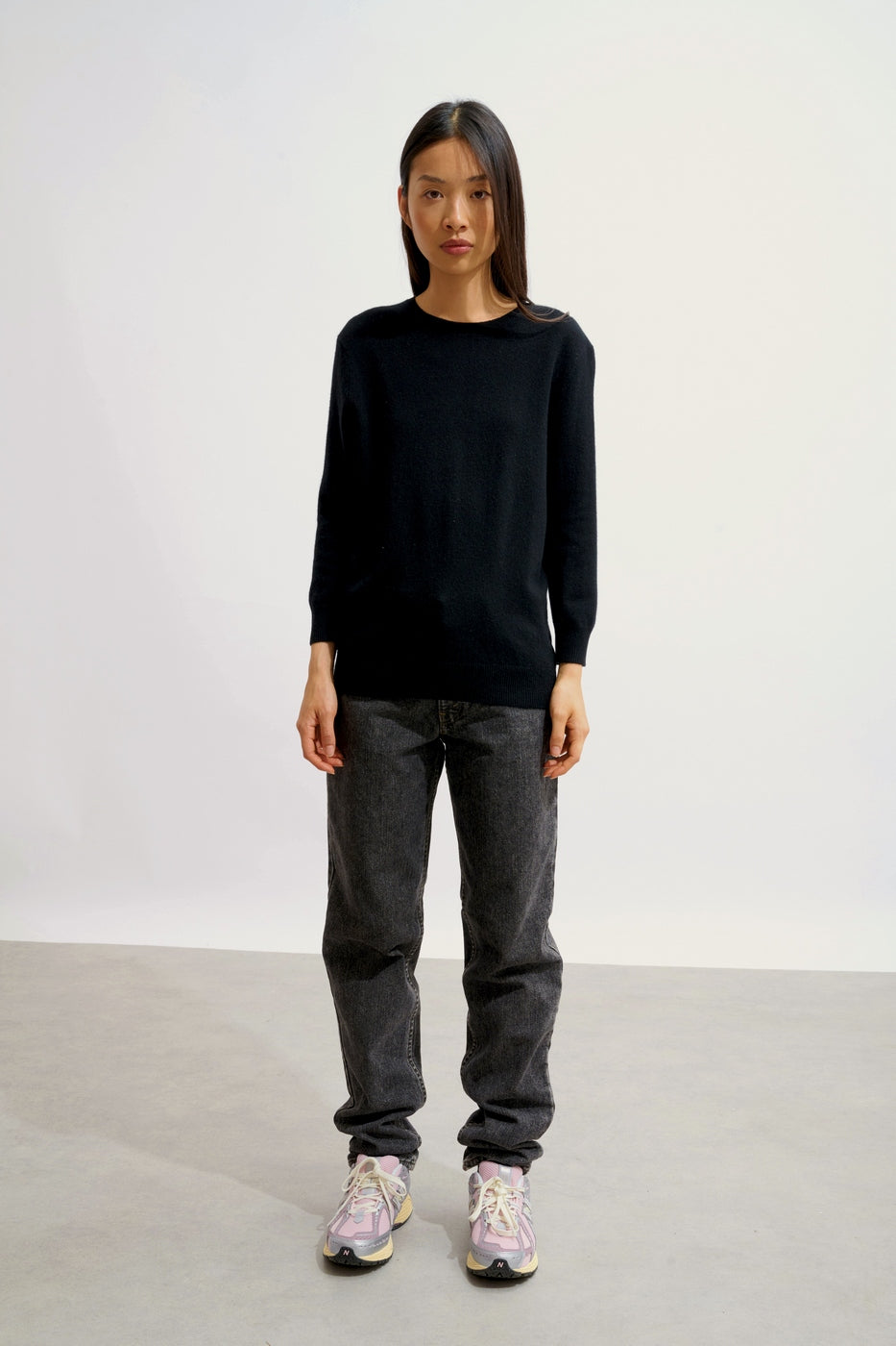 Round Neck Buttoned Back Jumper - Estaris - Black