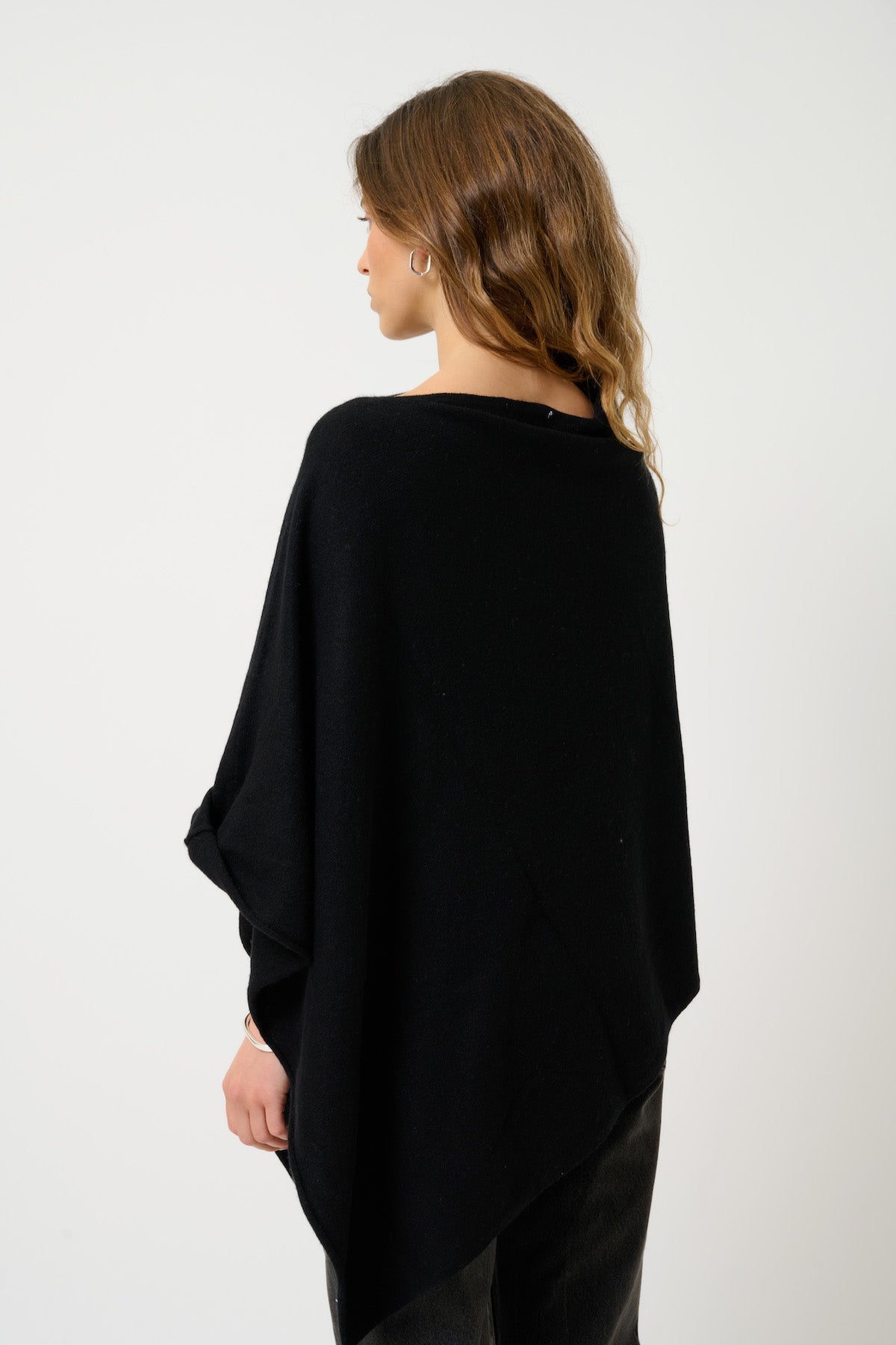 Poncho - Carra - Black