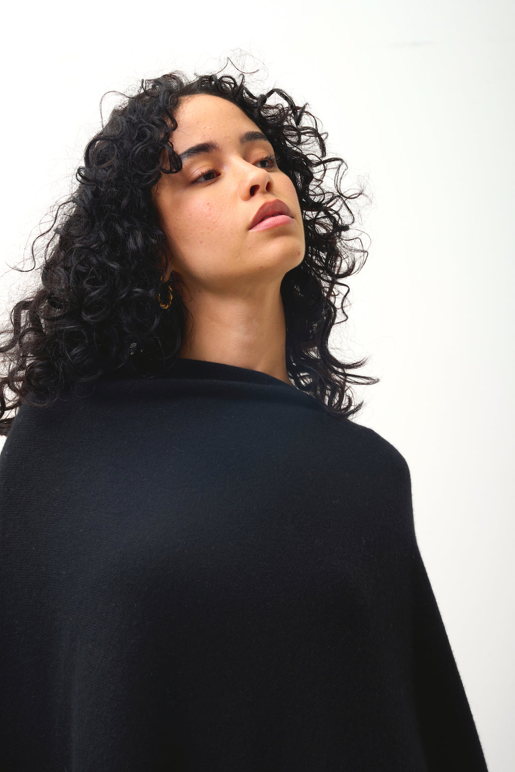 Poncho - Carra - Black