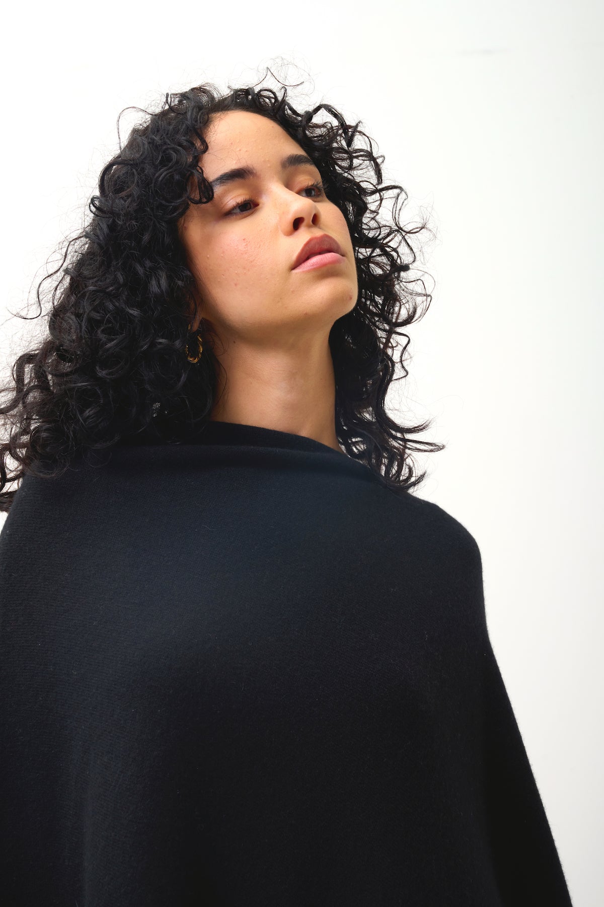 Poncho - Carra - Black