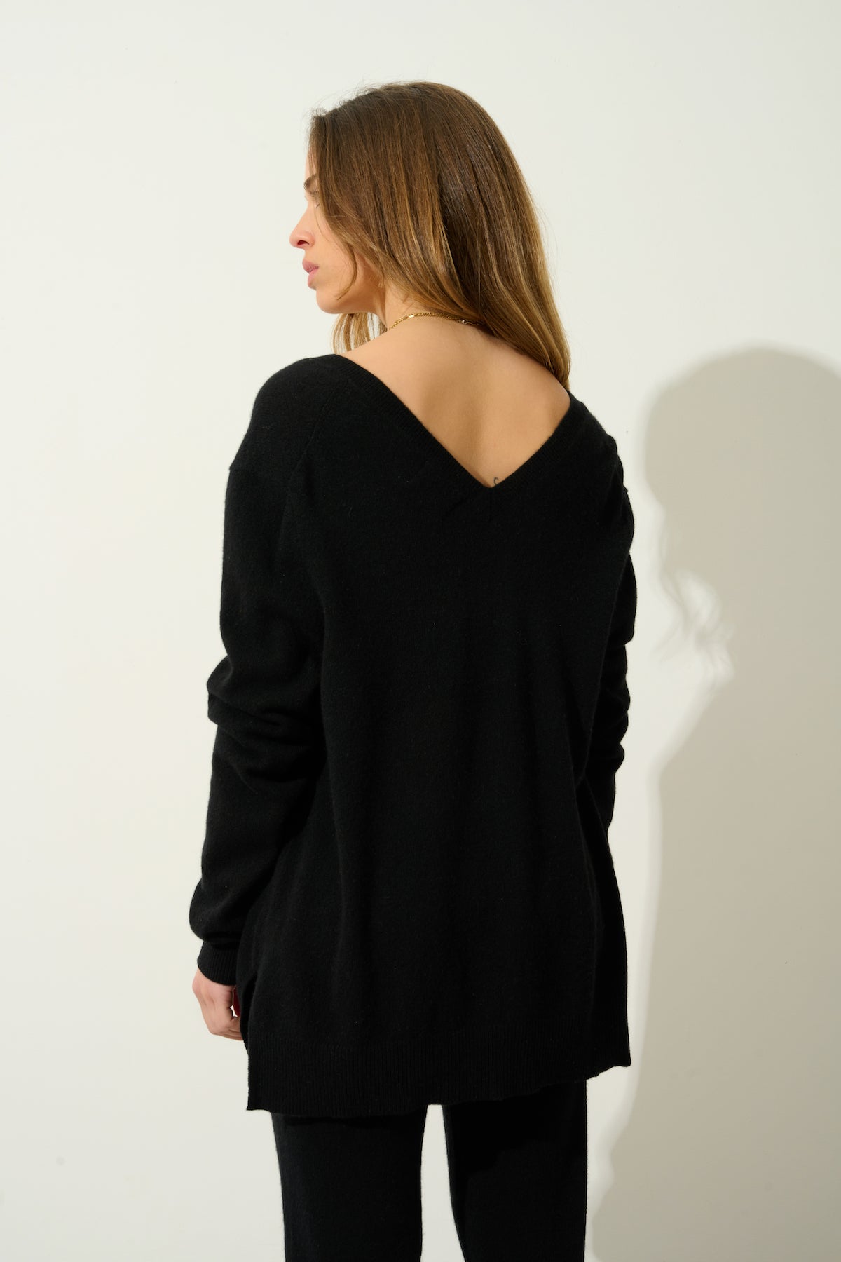 V-Neck Jumper Front And Back - Giegn - Black